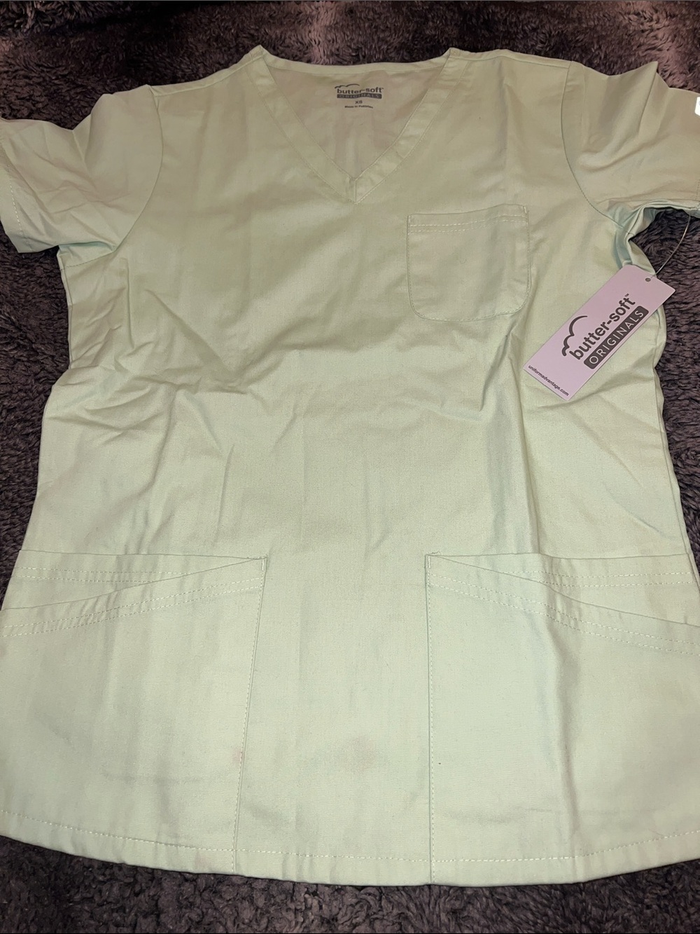 Women's ButteR-Soft Mint V-Neck Scrub Top with Pockets